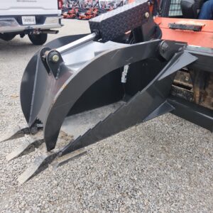 CID 35" Stump Bucket with Grapple